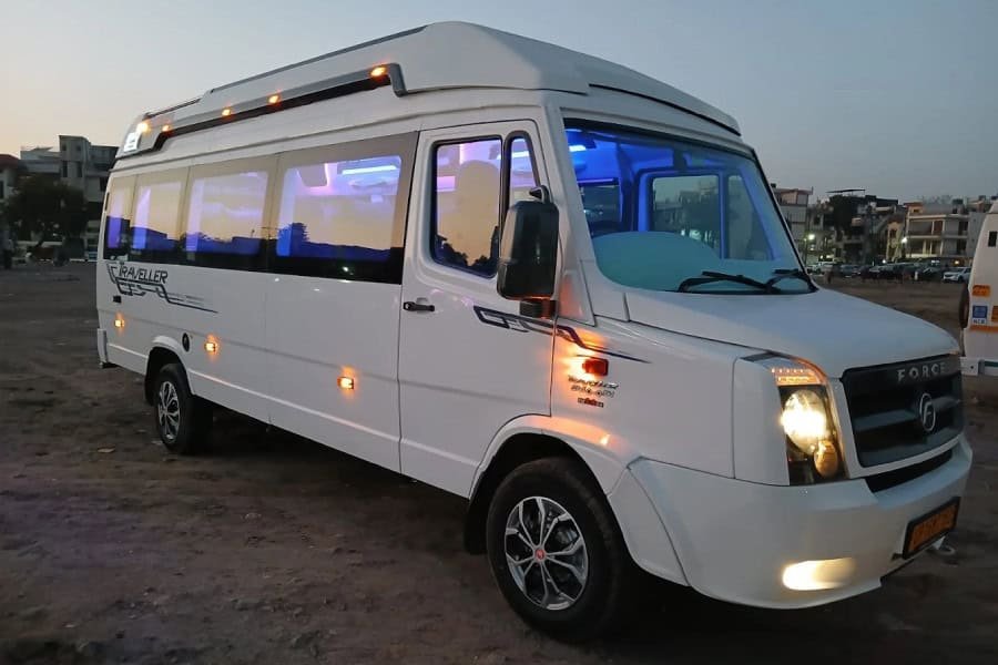 12+1 Seater Tempo Traveller 2025 Model